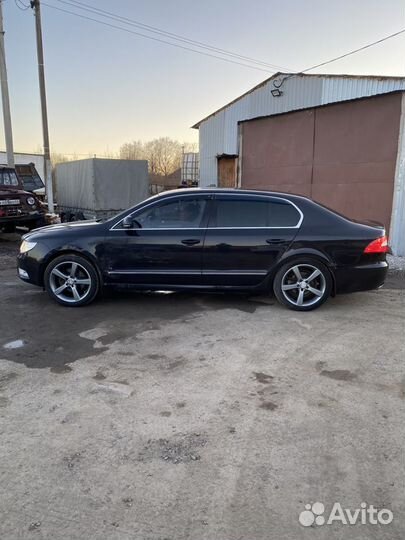 Skoda Superb 1.8 AT, 2012, битый, 182 000 км