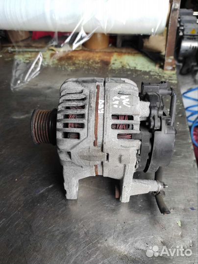 Генератор Фольксваген Гольф 4 / Шкода Октавия 1,4