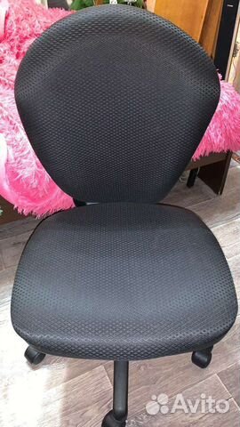 Офисное кресло