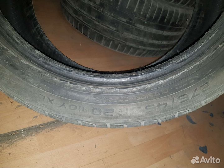 Nokian Tyres Hakka Black SUV 275/45 R20