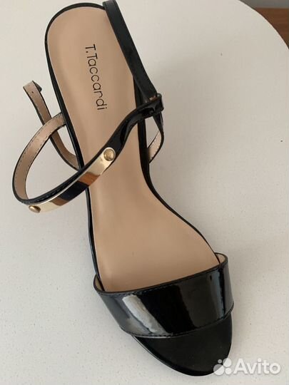 Босоножки женские 39 размер