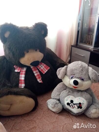 Медведь плюшевый огромный