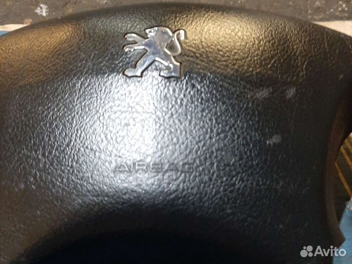 Подушка безопасности Пежо 407