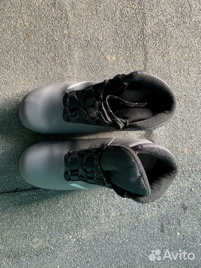 Лыжные ботинки inovik