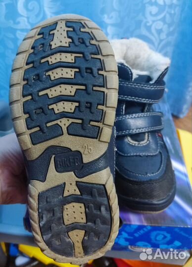 Ботинки зимнии/осеннии на мальчика 25 размер