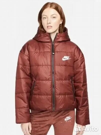 Nike Therma- Fit куртка женская короткая