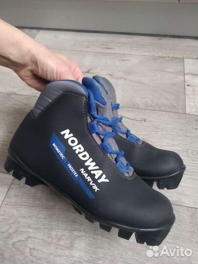 Ботинки лыжные 35 размер