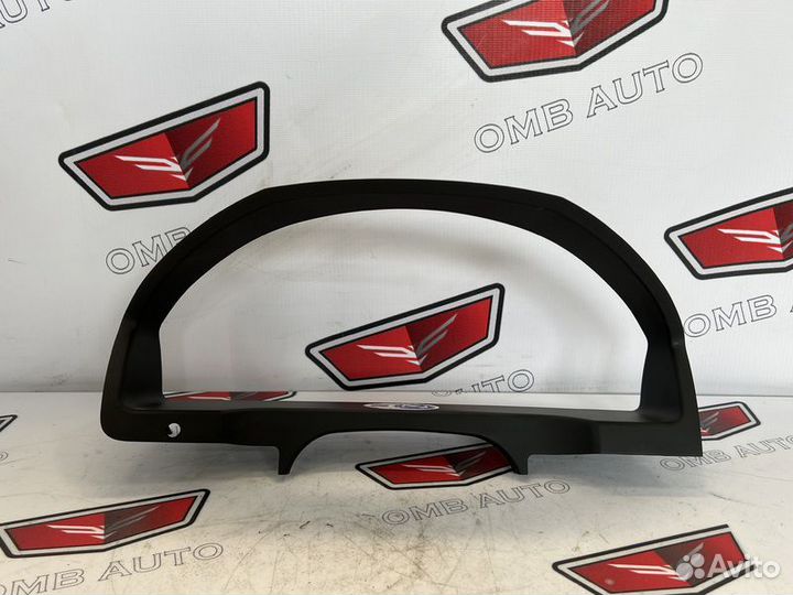 Накладка щитка приборов Мерседес W204