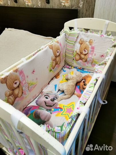 Бампер в детскую кроватку