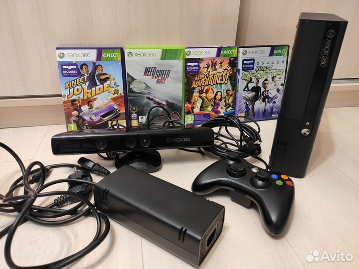 Xbox 360 E 250 гб с кинектом