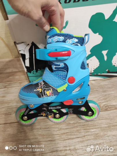 Роликовые коньки новые светящиеся 26-29 р