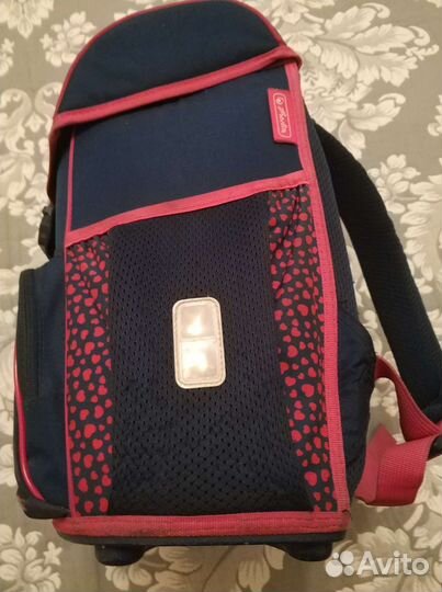Школьный рюкзак