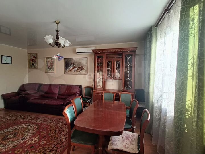 4-к. квартира, 90 м², 5/10 эт.