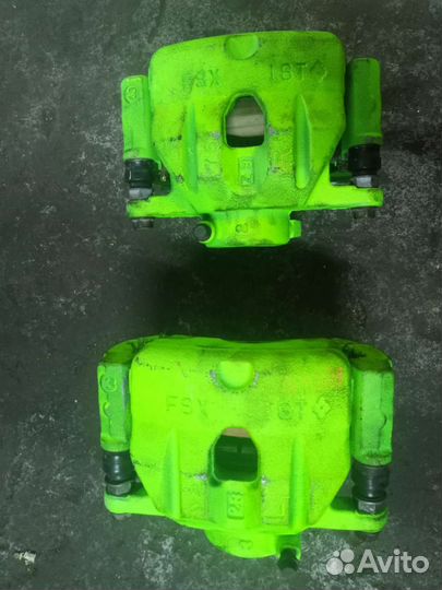 Суппорта мазда rx8 перед право лево