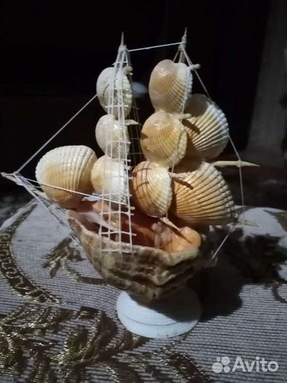 Корабль из ракушек
