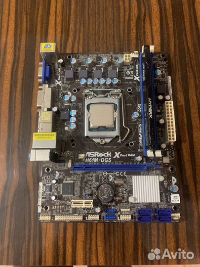 Материнская плата с процессором