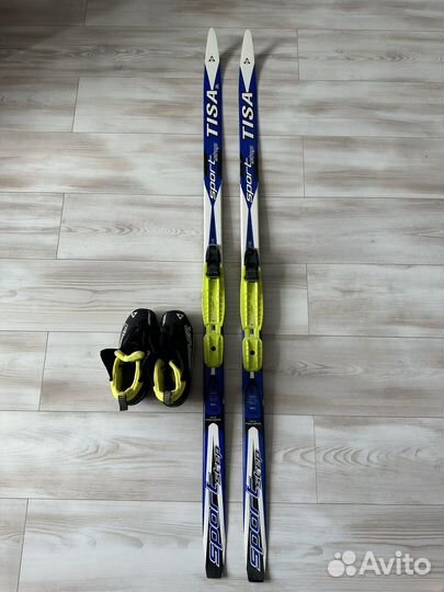 Беговые лыжи плюс ботинки Fisher