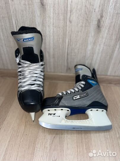 Хоккейные коньки bauer Nike supreme 20 размер 40,5