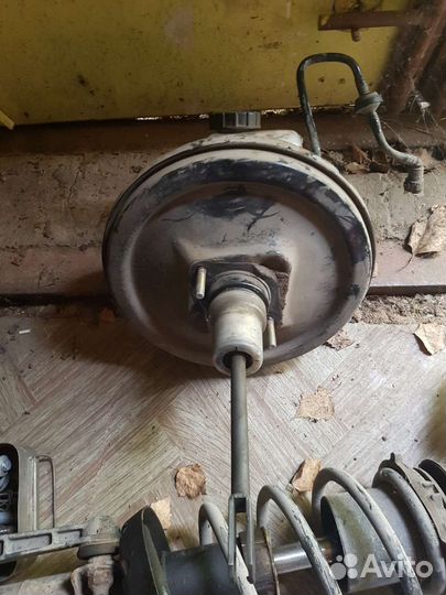 Опель зафира А вакуумный уселитель тормозов