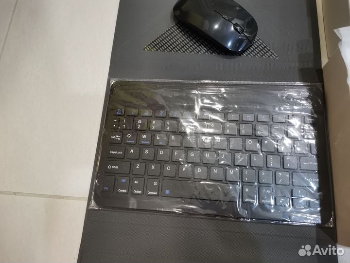 Планшетный пк с клавиатурой