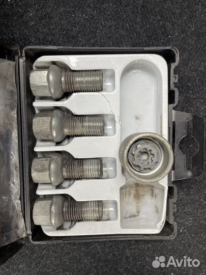 Секретки skoda