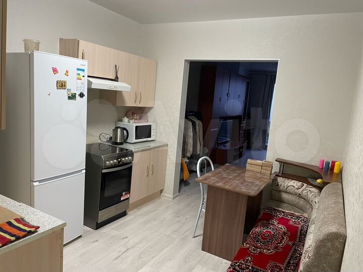 3-к. квартира, 60 м², 1/10 эт.