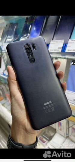 Мобильные телефоны бу Андроид 11 redmi 9 а 4 64G