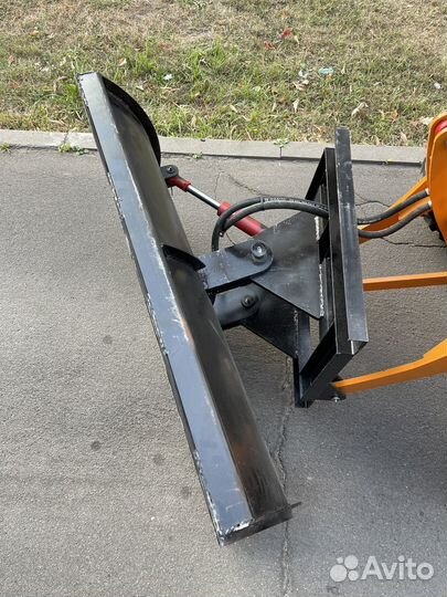 Снегоуборочный отвал