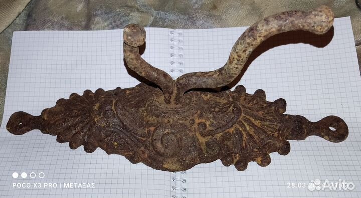 Старинная вешалка