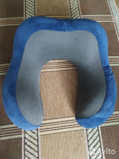 Подушка под шею дорожная