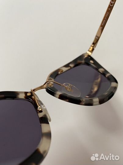 Солнцезащитные очки prada оригинал