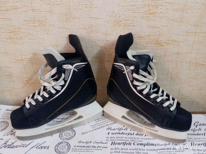 Коньки хоккейные 39р