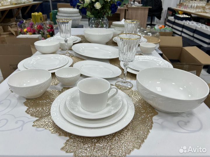 Набор столовой посуды