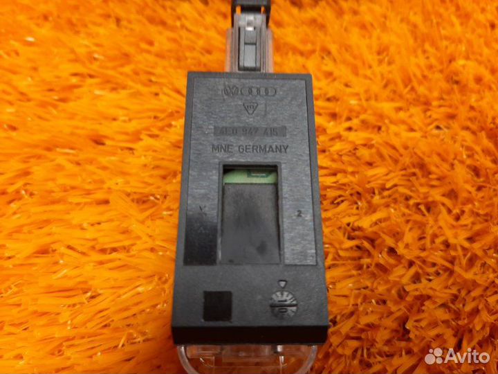 Плафон освещения Audi Q5 8R cdnc 2010