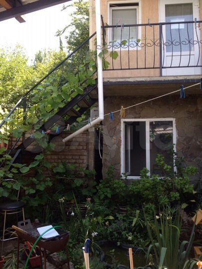 Комната 8 м² в 1-к., 1/2 эт.