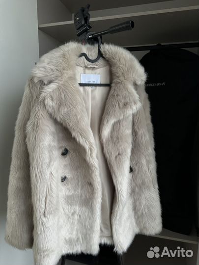 Шуба из эко меха в винтажном стиле