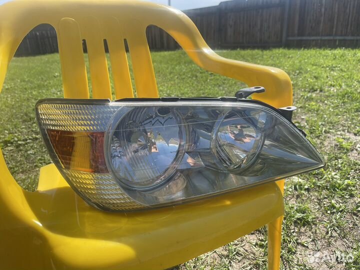 Фара toyota altezza