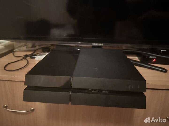 Sony playstation 4
