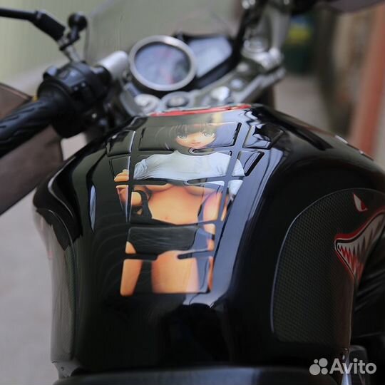 Мото Наклейка с рисунком на Бак мотоцикла девушка