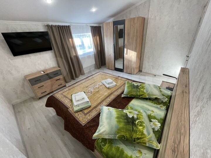 Комната 70 м² в 2-к., 3/3 эт.