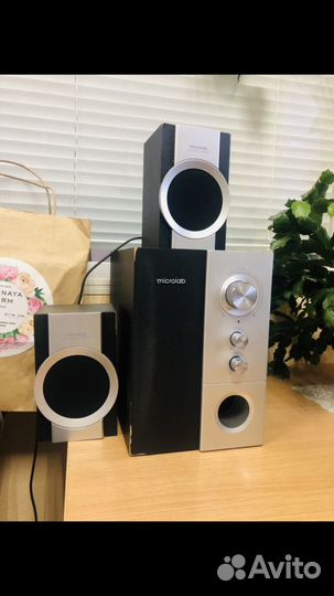 Сабвуфер и колонки Microlab