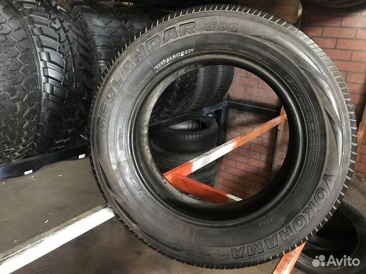 Yokohama Geolandar G98 225/65 R17 102V