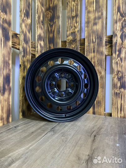 Штампованные диски R15 Nissan Almera