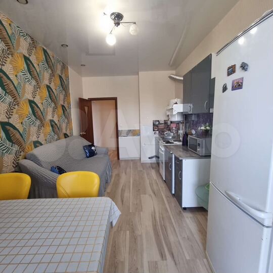 2-к. квартира, 72 м², 6/17 эт.