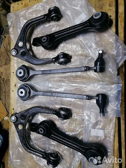 Комплект рычагов перед RWD chrysler 300C LD