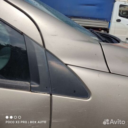 Треугольник декоративный Пежо 408 Седан