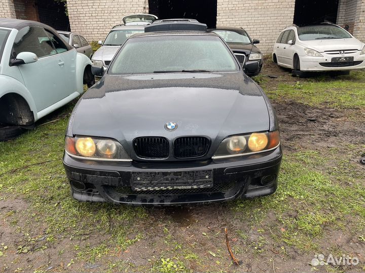 По запчастям BMW e39. 1998г. 2.5i