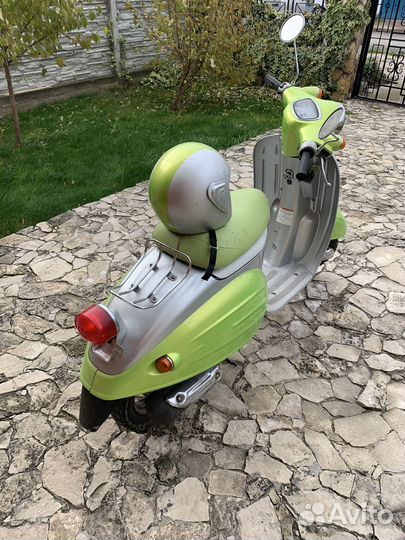 Suzuki Verde