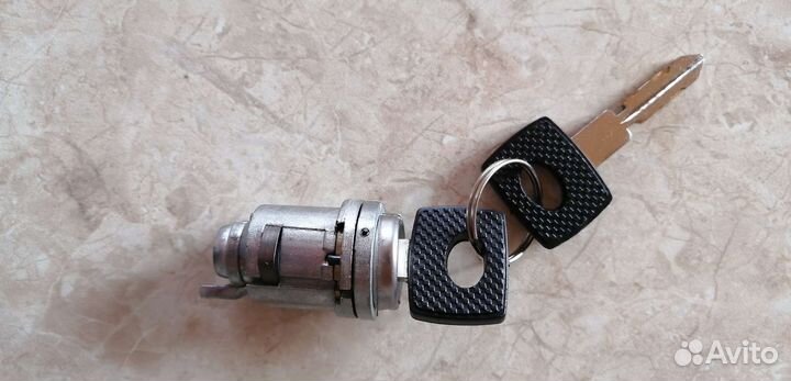 Личинка замка зажигания mercedes