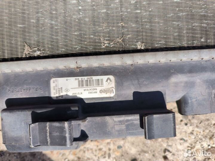 Renault Megane 2 радиатор охлаждения основной